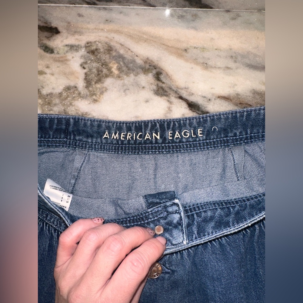 American Eagle Size‎ 8 Denim Button-Front Skirt - Picture 6 of 10